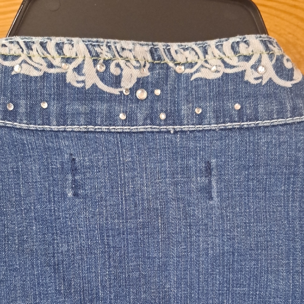 Hand Painted Denim Jacket with Embroidered Design - Picture 6 of 12
